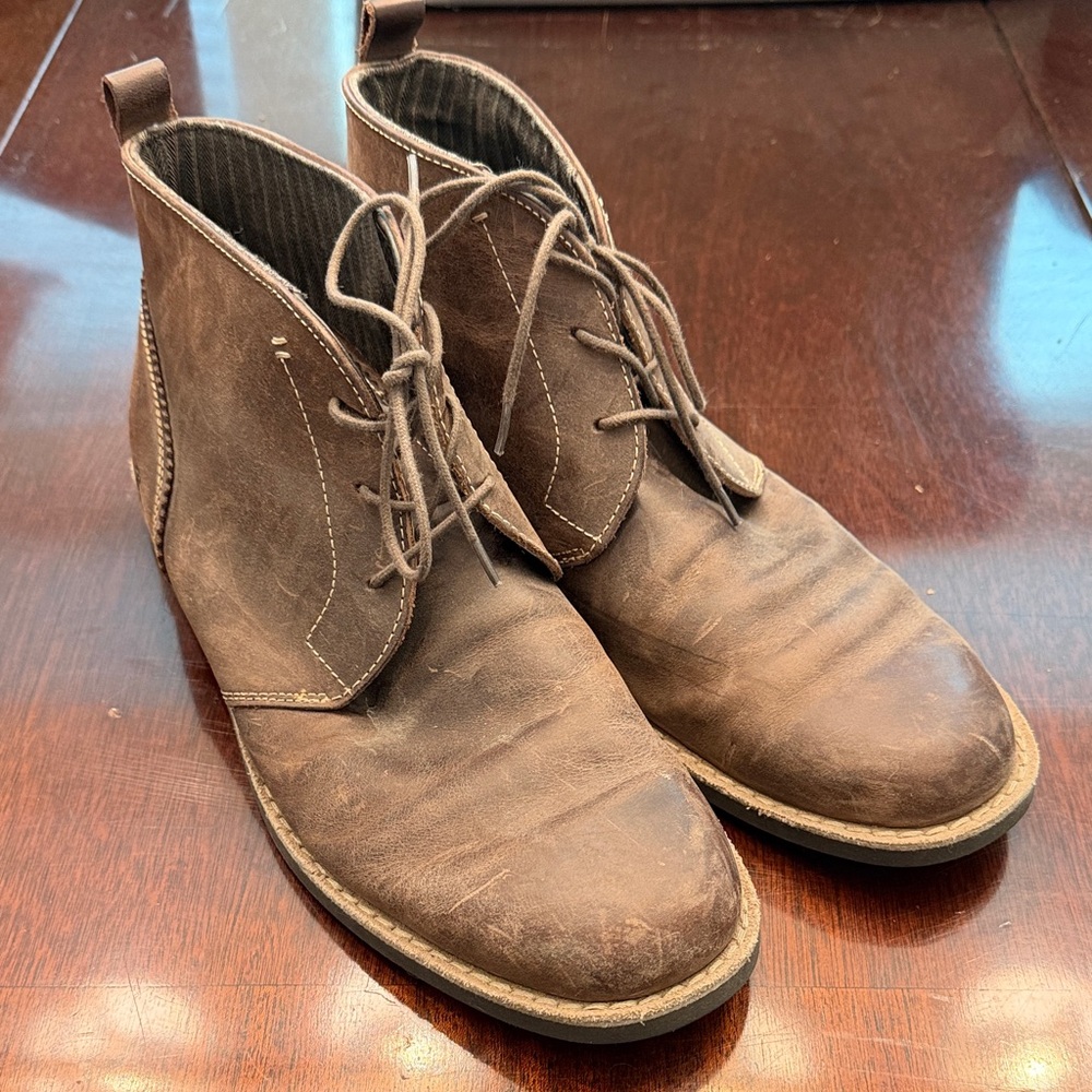 Original Penguin by Munsingwear Brown Leather Chukka Boots for Men